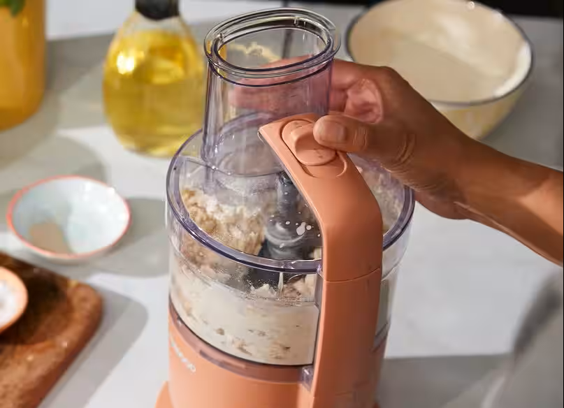 kuchyňský robot Kenwood MultiPro Go FDP23.140.GY 