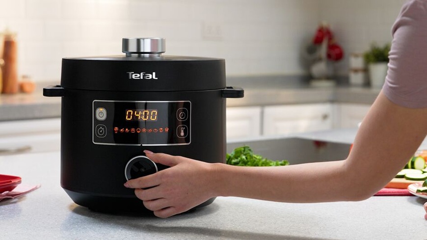 Jak vybrat tlakový hrnec? multifunkční tlakový hrnec Tefal s LED displejem