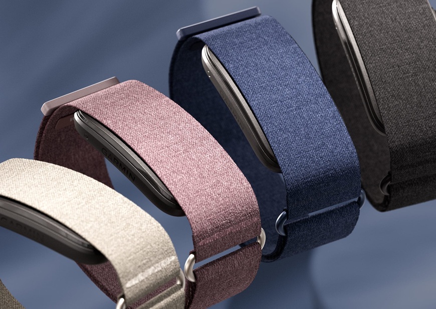Garmin Cirqa je tady! Nový fitness náramek bez displeje sází na zdraví, regeneraci i minimalistický design Čtyři barevné varianty nového fitness náramku Garmin Cirqa.