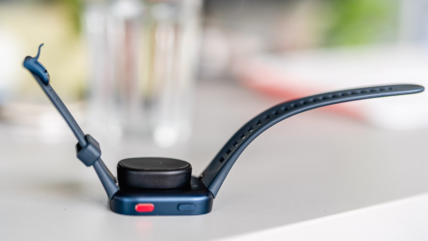 hodinky Amazfit Bip Max a nabíjecí modul