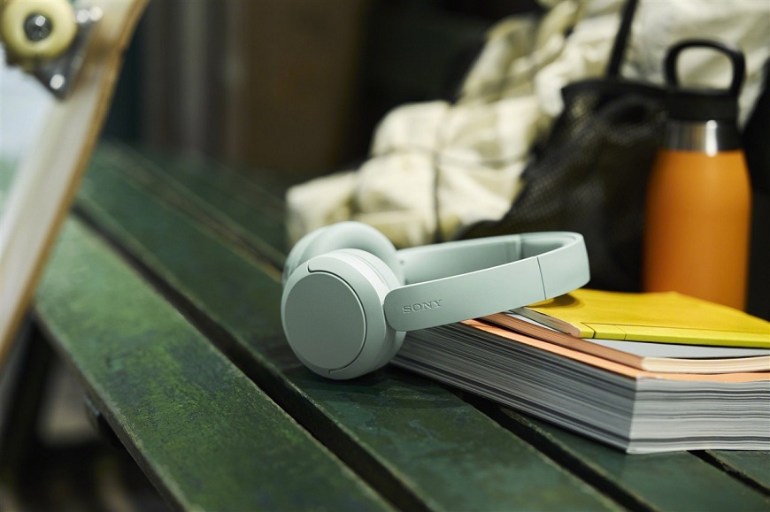 Sony představuje nová sluchátka. Kombinují styl, pohodlí, ANC, dlouhou výdrž a kvalitní zvuk v moderním designu Sluchátka Sony WH-CH530 v mátově zelené.