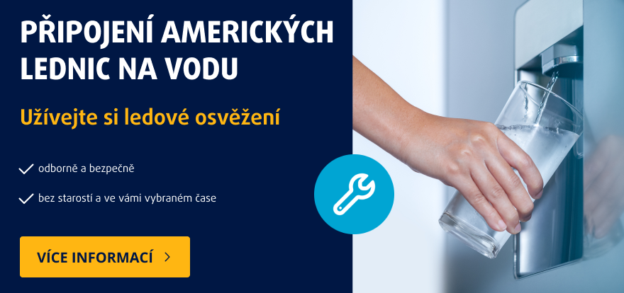 Otočení dvířek u lednice