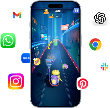iPhone, na obrazovce je vidět hra Minion Rush, telefon obklopený ikonami aplikací Gmail, WhatsApp, Zoom, Instagram, ChatGPT, Google Chrome, Slack a Pinterest